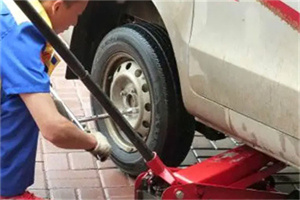 华亭附近拖车24小时服务热线电话